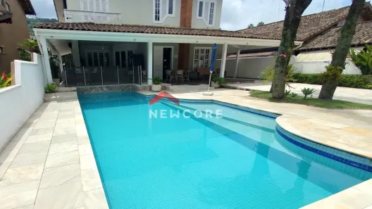 Casa de Condomínio com 4 Quartos à venda, 300m² no Enseada, Guarujá