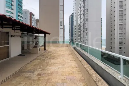 Apartamento com 4 Quartos para alugar, 217m² no Centro, Balneário Camboriú