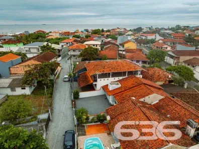 Sobrado com 4 Quartos à venda, 228m² no Centro, Balneário Barra do Sul