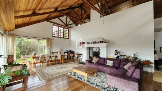 Casa com 3 Quartos à venda, 379m² no Alto da Boa Vista, Campos do Jordão