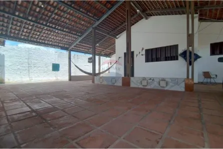 Casa com 5 Quartos à venda, 300m² no Redinha, Natal