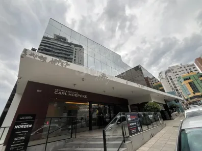 Sala Comercial para alugar, 126m² no Centro, Florianópolis