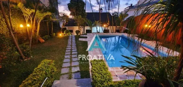 Casa com 3 Quartos à venda, 341m² no Vila Bastos, Santo André