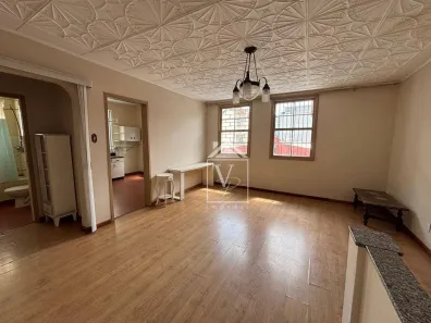 Apartamento com 2 Quartos para alugar, 110m² no Floresta, Porto Alegre