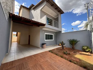 Casa com 4 Quartos para alugar, 170m² no Jardim Balneário Meia Ponte, Goiânia