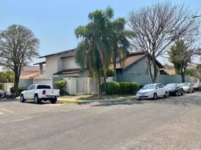 Imóvel Comercial com 3 Quartos para alugar, 300m² no Jardim Maria Izabel, Marília