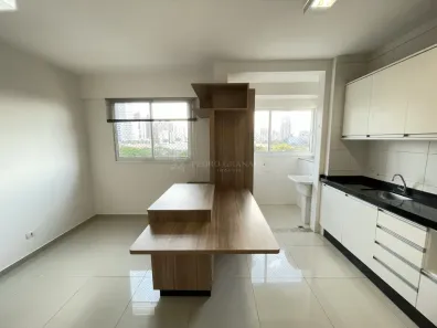 Apartamento com 1 Quarto para alugar, 42m² no Zona 07, Maringá