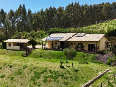Fazenda/Sítio com 3 Quartos à venda, 720m² no , Pedra Bela