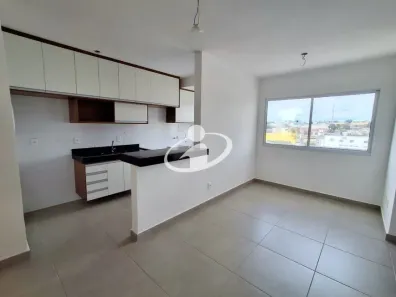 Apartamento com 2 Quartos para alugar, 55m² no Marta Helena, Uberlândia