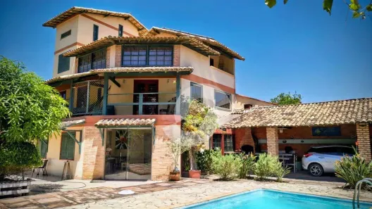 Casa com 5 Quartos à venda, 350m² no Engenho do Mato, Niterói