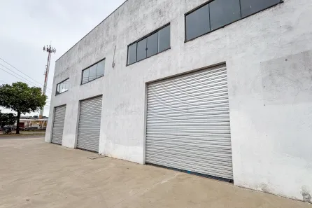 Sala Comercial para alugar, 134m² no Setor Garavelo, Aparecida de Goiânia