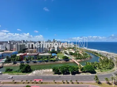 Apartamento com 2 Quartos para alugar, 72m² no Pituba, Salvador
