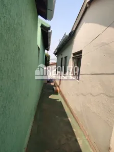 Casa com 2 Quartos à venda, 64m² no Bom Retiro, Uberaba