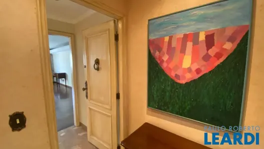 Apartamento com 3 Quartos à venda, 194m² no Jardim Paulista, São Paulo