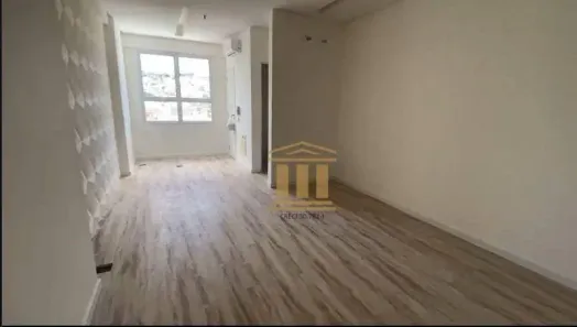 Sala Comercial à venda, 28m² no Centro, Jacareí