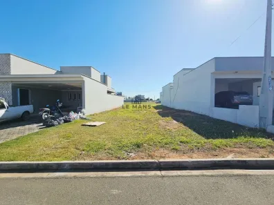 Lote/Terreno à venda, 250m² no Mato Alto, Saltinho
