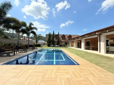 Casa com 4 Quartos à venda, 444m² no Nogueira, Guararema
