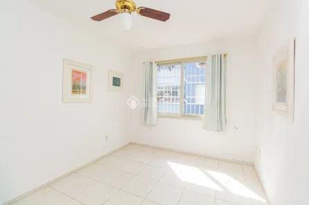 Apartamento com 1 Quarto para alugar, 43m² no Passo da Areia, Porto Alegre
