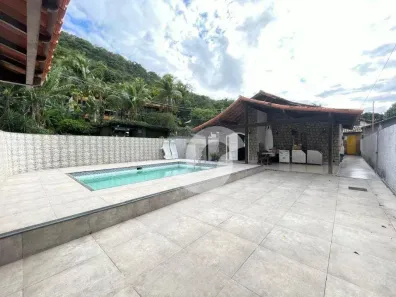 Casa com 4 Quartos à venda, 360m² no Badu, Niterói