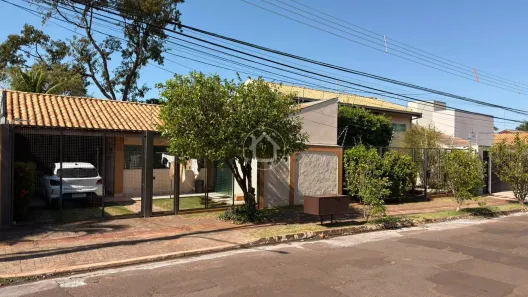 Casa com 3 Quartos à venda, 330m² no Carandá Bosque, Campo Grande