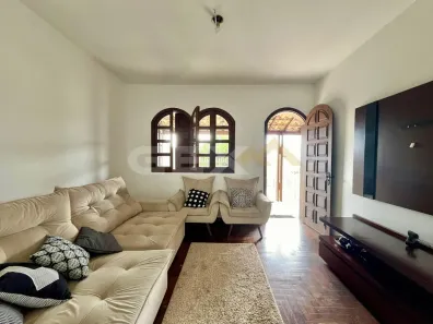 Casa com 3 Quartos à venda, 80m² no São José, Divinópolis