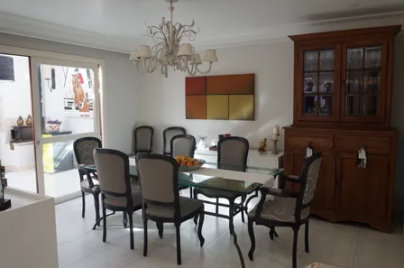Casa de Condomínio com 4 Quartos para alugar, 299m² no Jardim Isabel, Porto Alegre