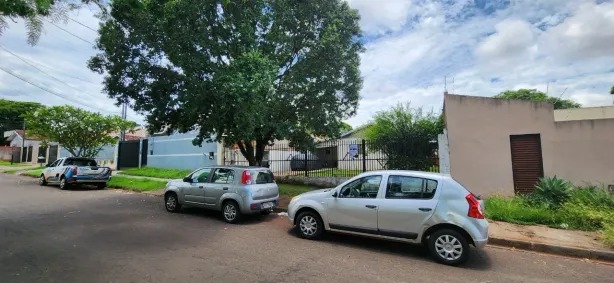 Casa com 2 Quartos à venda, 70m² no Vila Santa Izabel, Maringá