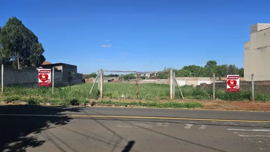Lote/Terreno à venda, 888m² no Vila Santa Terezinha, Londrina