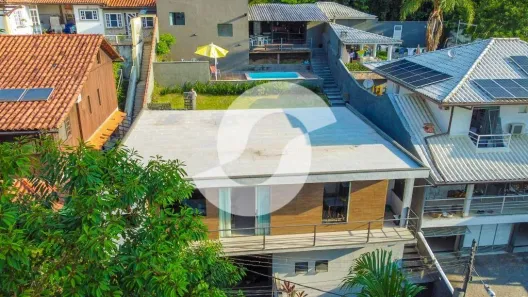 Casa de Condomínio com 3 Quartos à venda, 200m² no Itaipu, Niterói
