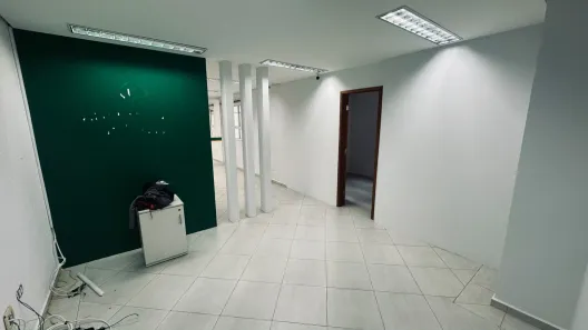 Sala Comercial para alugar, 100m² no Baeta Neves, São Bernardo do Campo