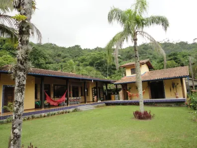 Casa com 5 Quartos à venda, 550m² no Praia da Fortaleza, Ubatuba