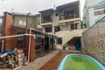 Casa com 4 Quartos à venda, 257m² no Santo Antônio, Porto Alegre