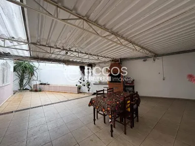 Casa com 3 Quartos à venda, 300m² no Jardim Altos do Itavuvu, Sorocaba