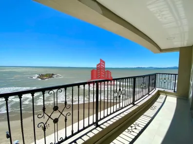 Apartamento com 3 Quartos à venda, 141m² no São Pedro, Navegantes