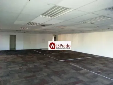 Sala Comercial para alugar, 216m² no Vila Olímpia, São Paulo