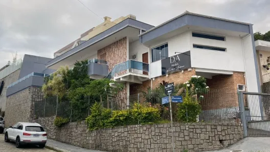 Casa com 8 Quartos à venda, 400m² no Centro, Florianópolis