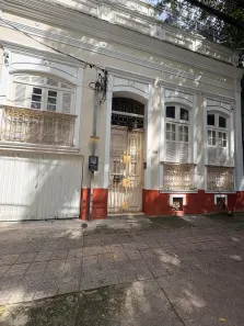 Casa com 2 Quartos para alugar, 100m² no Nazaré, Belém