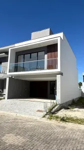 Casa de Condomínio com 3 Quartos para alugar, 195m² no Beira Rio, Biguaçu