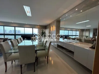 Apartamento com 3 Quartos à venda, 270m² no Jardim Karaíba, Uberlândia