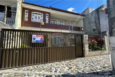 Casa com 4 Quartos à venda, 180m² no Luzia, Aracaju