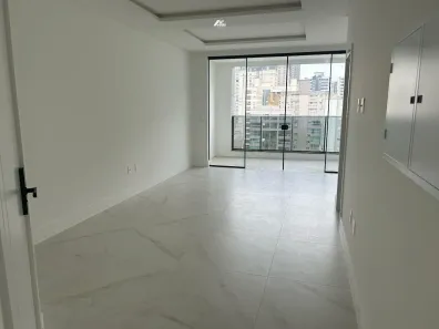 Apartamento com 3 Quartos à venda, 106m² no Meia Praia, Itapema