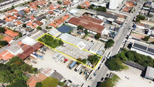 Galpão/Depósito/Armazém à venda, 740m² no Jardim Santa Maria, Jacareí