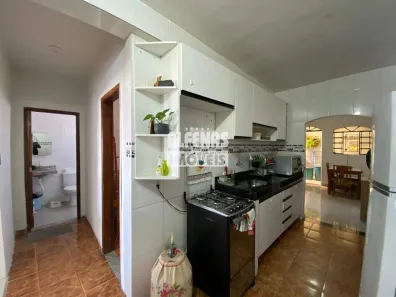 Casa com 2 Quartos à venda, 87m² no Bandeirantes, Contagem