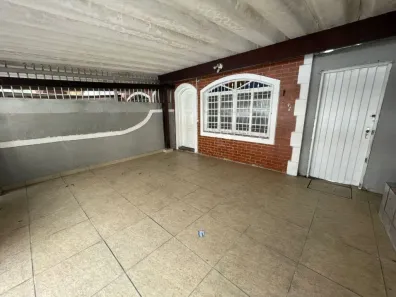 Sobrado com 2 Quartos à venda, 109m² no Tupi, Praia Grande