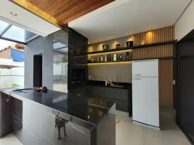 Casa de Condomínio com 4 Quartos à venda, 242m² no Shopping Park, Uberlândia