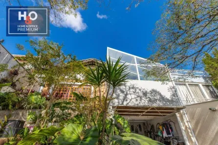 Casa com 3 Quartos à venda, 226m² no Chácara Monte Alegre, São Paulo