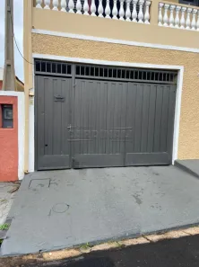 Casa com 2 Quartos para alugar, 100m² no Jardim Bandeirantes, São Carlos