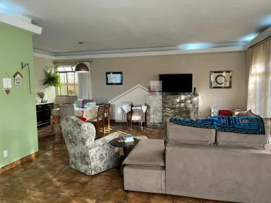 Casa com 3 Quartos à venda, 200m² no Campo Belo, São Paulo