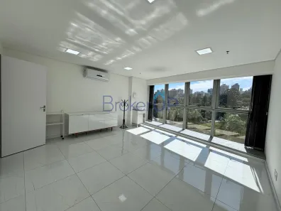 Sala Comercial à venda, 44m² no Petrópolis, Porto Alegre