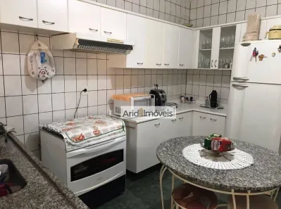 Casa com 3 Quartos à venda, 200m² no Vila Ipiranga, São José do Rio Preto